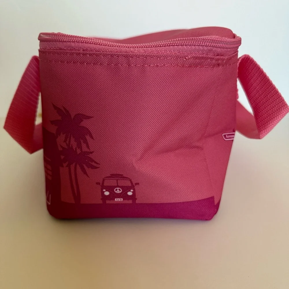 🆕 Trader Joe’s mini Pink Insulated Bag - Picture 4 of 6